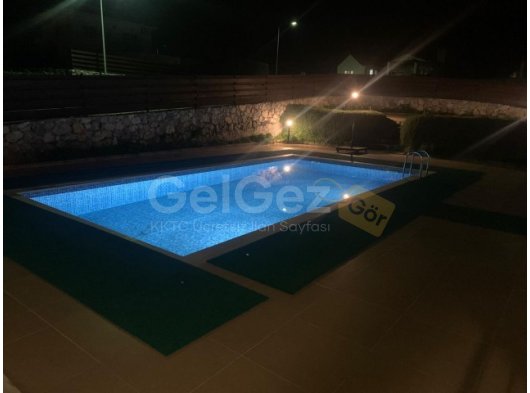 Girne Çatalköy'de günlük kiralık villa