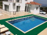 Girne Çatalköy'de günlük kiralık villa