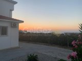 Girne Çatalköy'de günlük kiralık villa