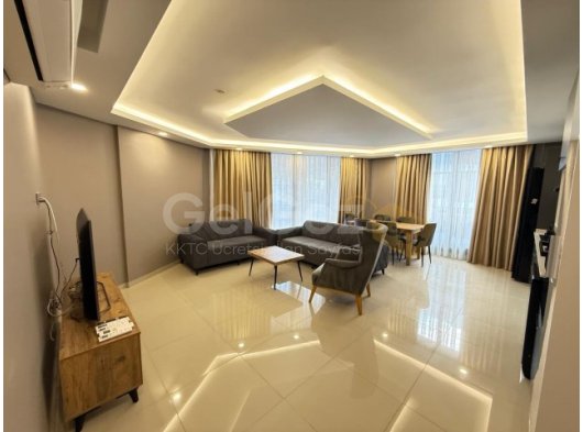 Girne Merkez'de 3 + 1 Özel Havuzlu Penthouse