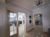 Girne Alagadi'de günlük kiralık 5 + 1 villa
