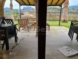 Girne Alagadi'de günlük kiralık 3 + 1 villa