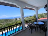 Girne Bellapais'te günlük kiralık 4+1 villa