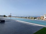 Girne Çatalköyde 4+1 lüks günlük kiralık villa