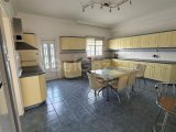 Girne Çatalköy’de günlük kiralık 4 + 1 villa