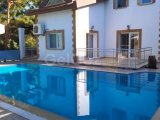 Girne Çatalköy'de 4+1 Günlük Kiralık Villa