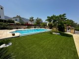 Girne Çatalköy'de günlük kiralık 3+1 villa