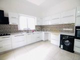Girne Edremit’te günlük kiralık 5+1 müstakil villa