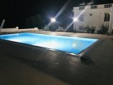 Girne Edremit’te günlük kiralık 5+1 müstakil villa