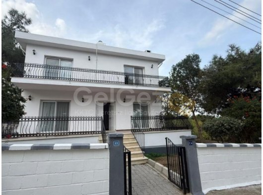 Girne Edremit’te kiralık 3+1 villa