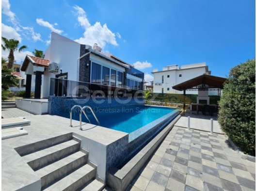 Girne Esentepede günlük kiralık 3+1 moderin villa