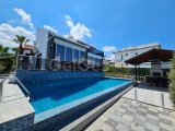 Girne Esentepede günlük kiralık 3+1 moderin villa