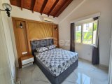 Girne Esentepede günlük kiralık 3+1 moderin villa