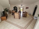 Girne Karşıyakada 4+1 günlük kiralık özel havuzlu villa