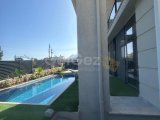 Girne Lapta’da günlük kiralık 3 + 1 lüks villa