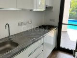 Girne Ozanköy'de Kiralık Şık 4+1 Villa - Özel Havuz ve Bahçe