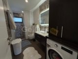Girne merkezde havuzlu sitede kiralık 3+1 daire