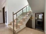 Çatalköy bölgesinde satılık 5+1 villa