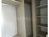 Karşıyaka'da satılık 3 yatak odalı yeni villa