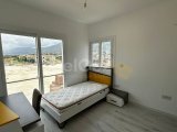 Karşıyaka'da satılık 3 yatak odalı yeni villa