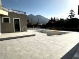 Denize yakın satılık lüks villa