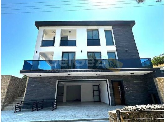 Girne Alsancak'ta Eşyalı 3+1 Villa | Özel Havuz ve Bahçe????