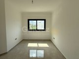 Alsancak bölgesinde satılık 1200m2 arsa içinde villa
