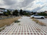 Alsancak bölgesinde satılık 1200m2 arsa içinde villa