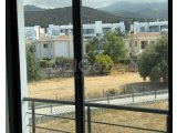 Alsancak bölgesinde satılık 1200m2 arsa içinde villa