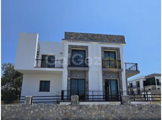 Girne Çatalköy'de satılık bahçeli daire????