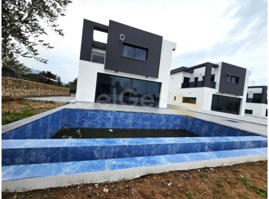 Çatalköy bölgesinde satılık yeni villa????