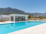 Edremit bölgesinde satılık villa