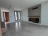 Girne Edremit'te satılık villa????