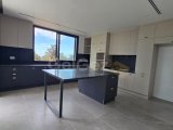 Girne Edremit'te satılık villa????