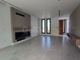 Girne Edremit'te satılık villa????
