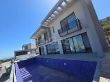 Karmi bölgesinde doğanın içinde lüks villa????