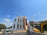 Girne Karşıyaka'da ultra lüks villa????