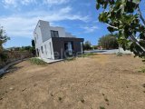 Girne Karşıyaka'da ultra lüks villa????