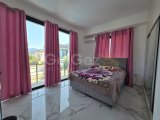 Lapta bölesinde türk koçanlı ikiz villa????