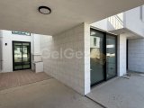 Alsancak Bölgesinde Merit Oteller Bölgesinde Yakın Satılık İkiz Villa