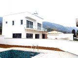 Alsancak bölgesinde satılık modern dizayn villa