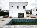 Alsancak bölgesinde satılık modern dizayn villa