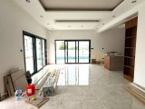 Alsancak bölgesinde satılık modern dizayn villa