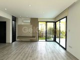 Alsancak bölgesinde satılık villa.Tüm vergiler ödenmiştir