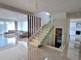 Girne Çatalköy'de Lüks 4+1 Villa, Özel Havuz ve Bahçe ile Satılık!