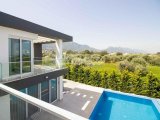 Girne Çatalköy'de Satılık 4+1 Villa - Özel Havuz ve Otopark ile Hayalinizdeki Evi Bulun!