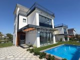 Çatalköy bölgesinde satılık özel havuzlu villa, daire fiyatına!