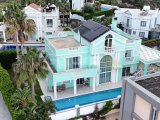 Girne Çatalköy'de satılık 4+1 lüks özel villa