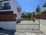 Girne Çatalköy'de satılık 4+1 özel havuzlu villa