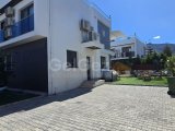 Girne Çatalköy'de satılık 4+1 özel havuzlu villa